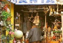 Paris' Flea Market - The Insider's Tour